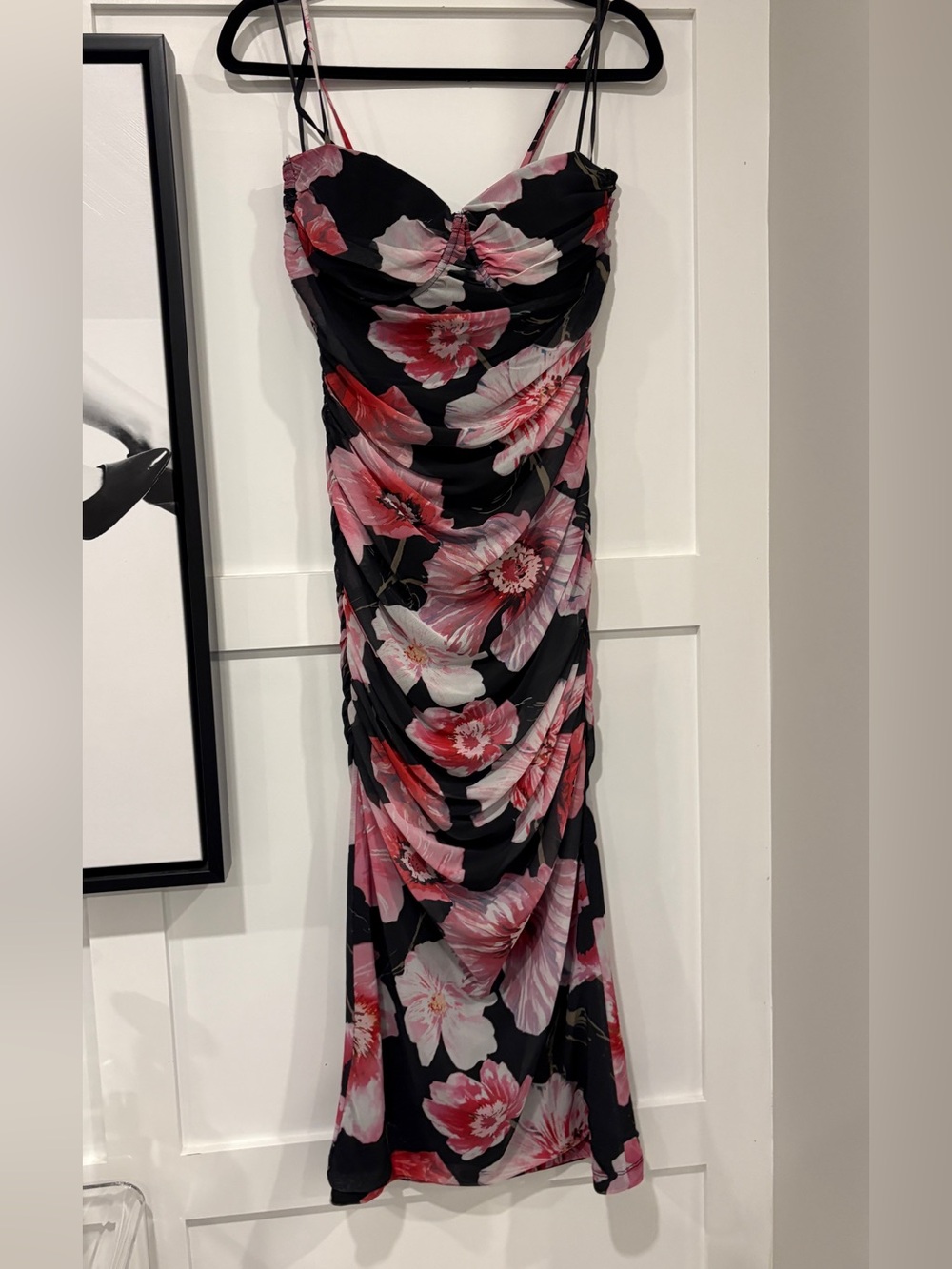 Dynamite floral body con dress